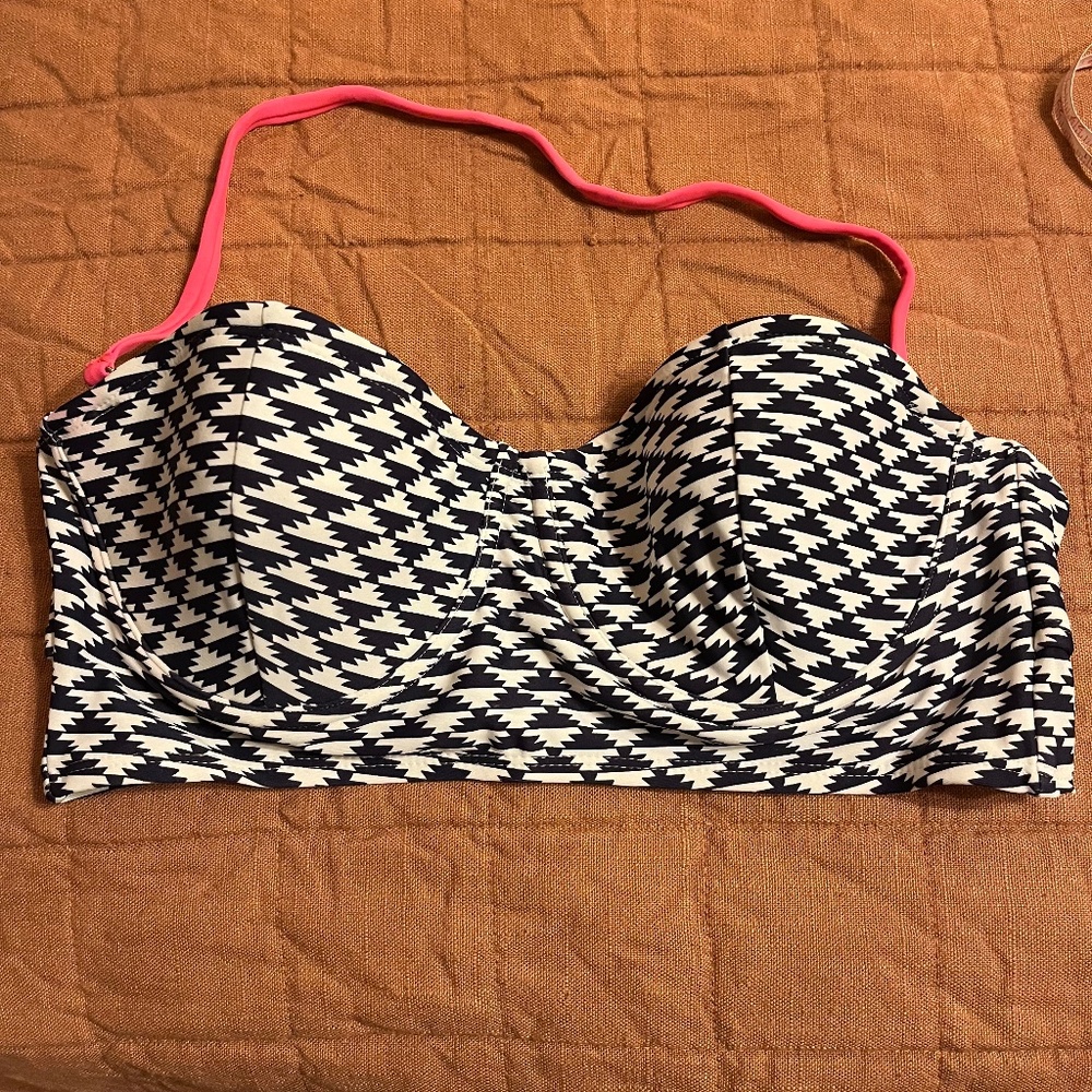Xhileration convertible bikini top L